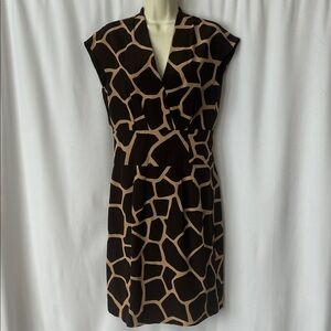 Escada Sexy Chocolate Brown/Tan Silk Keyhole Sheath Dress **Size 34/US XS**🔥🔥